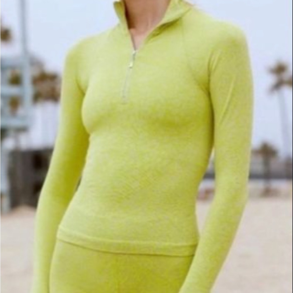 Free People Movement Lime Leopard LS Layering Stretch Top Sz M/L Quarter Zip